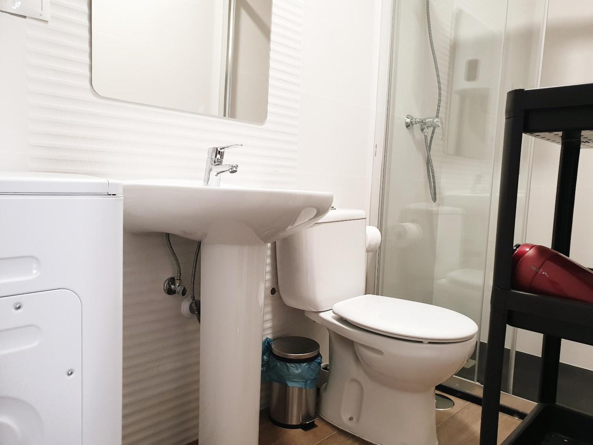 Economical Homes In Center Malaga Bilik gambar